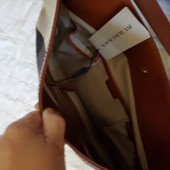 New Burberry bag - Picture 11 of 14